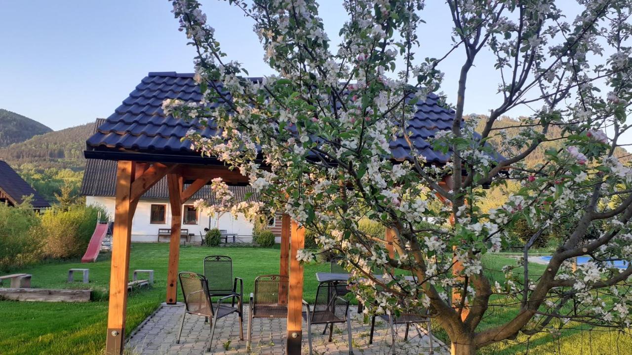 Apartman V Chaloupce Na Vrsku Bernartice  Luaran gambar